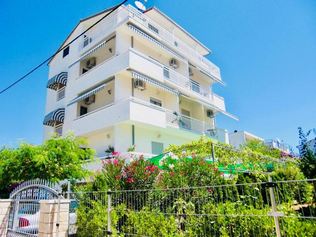 Apartments Ruza Kaštela Esterno foto